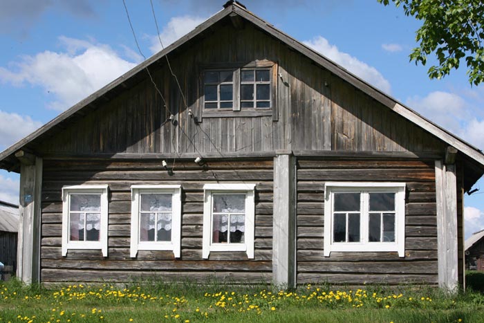 taloviisiikkunainenpaaty